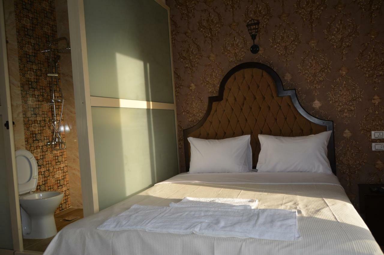Heritage Hostal
